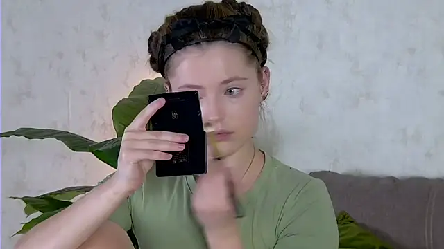 AshleyD  online show from 11/12/25, 01:26