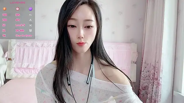 Snapshot of anjila888 chatting on 07/10/26, 02:33 anjila888 online show from 07/10/26, 02:33