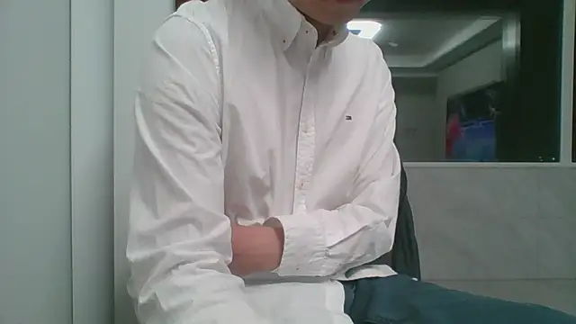 Snapshot of nole_china7 chatting on 05/03/26, 12:53 nole china7 online show from 05/03/26, 12:53