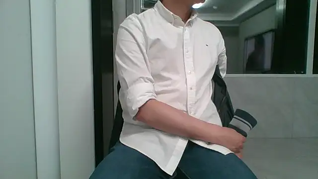 Snapshot of nole_china7 chatting on 05/12/26, 11:49 nole china7 online show from 05/12/26, 11:49