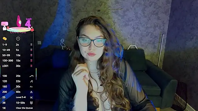 LuxSopphia online show from 03/02/26, 08:16