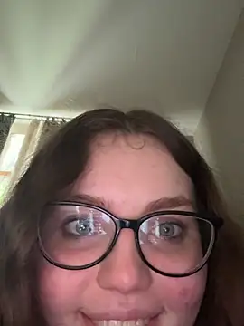 LuxSopphia online show from 05/18/26, 11:15