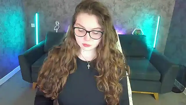 LuxSopphia online show from 04/12/26, 07:06