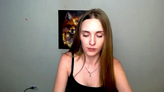 Snapshot of Doll_Angelina chatting on 06/17/26, 05:40 Doll Angelina online show from 06/17/26, 05:40