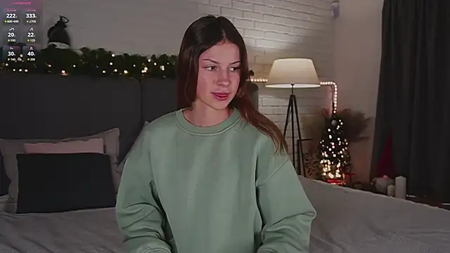 Liana   Li online show from 12/14/25, 07:14