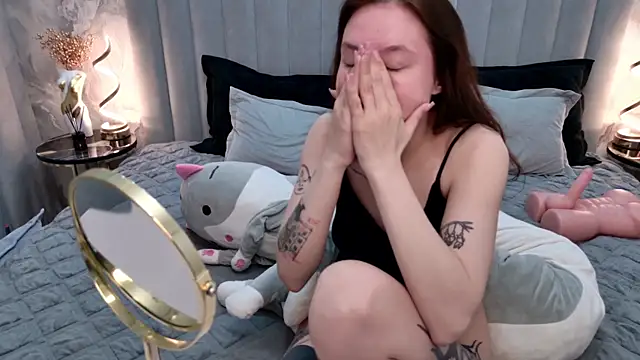 CarolineTenders online show from 06/30/26, 01:27