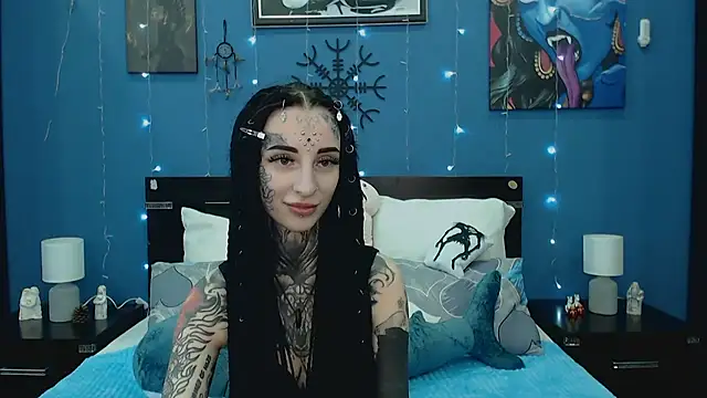 Snapshot of Velvetbat chatting on 05/04/26, 07:11 Velvetbat online show from 05/04/26, 07:11