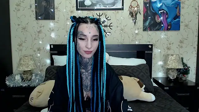 Velvetbat online show from 12/14/25, 07:03