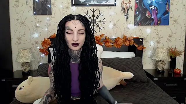 Velvetbat online show from 10/17/25, 07:00