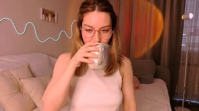 Snapshot of Lilo_Sims chatting on 10/07/25, 01:50 Lilo Sims online show from 10/07/25, 01:50