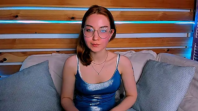 Snapshot of Lilo_Sims chatting on 03/19/25, 04:57 Lilo Sims online show from 03/19/25, 04:57