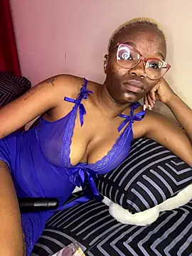 YummyMelanin117 online show from 01/07/26, 12:54