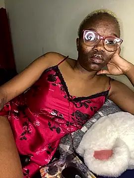 YummyMelanin117 online show from 01/11/26, 11:11