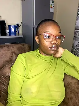 YummyMelanin117 online show from 11/06/25, 09:19