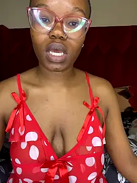 YummyMelanin117 online show from 11/12/25, 08:12