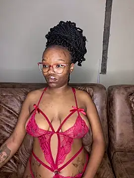 YummyMelanin117 online show from 02/13/26, 09:15