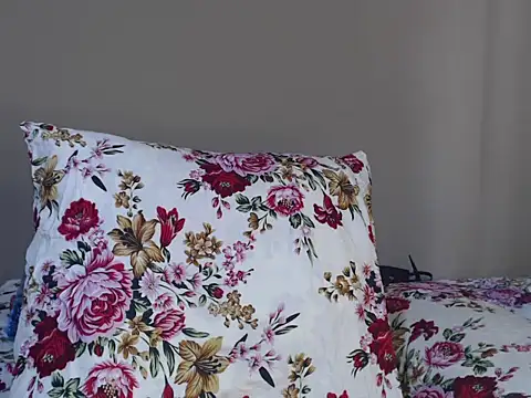 YummyMelanin117 online show from 03/19/26, 12:05