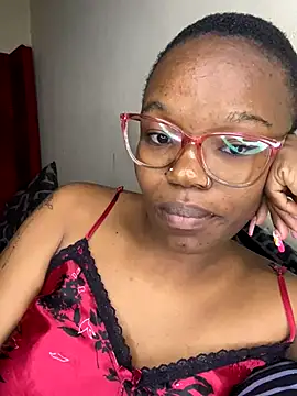 YummyMelanin117 online show from 12/03/25, 09:58