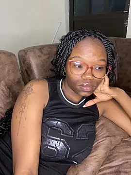 YummyMelanin117 online show from 02/06/26, 12:06