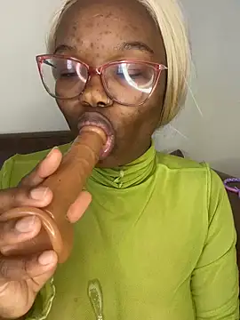 YummyMelanin117 online show from 02/26/26, 02:39