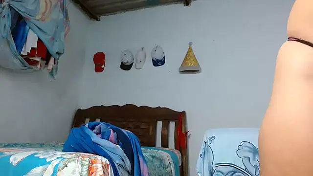 Allyson Mature online show from 12/19/25, 08:27