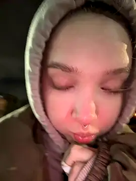 bambi lu online show from 11/02/25, 05:40