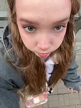 bambi lu online show from 04/14/26, 04:45