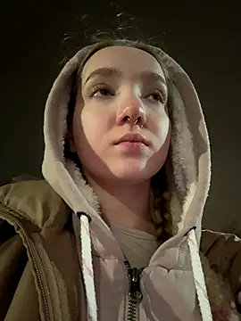 bambi lu online show from 11/11/25, 06:14