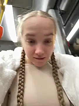 bambi lu online show from 10/26/25, 05:02