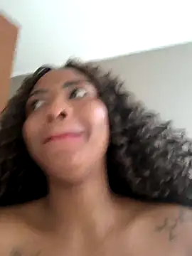 Snapshot of Angel_tammy chatting on 11/07/25, 01:48 Angel tammy online show from 11/07/25, 01:48