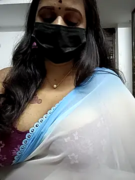 Snapshot of aparna99 chatting on 11/01/25, 08:03 aparna99 online show from 11/01/25, 08:03