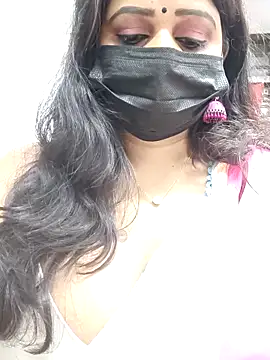 Snapshot of aparna99 chatting on 11/06/25, 08:35 aparna99 online show from 11/06/25, 08:35