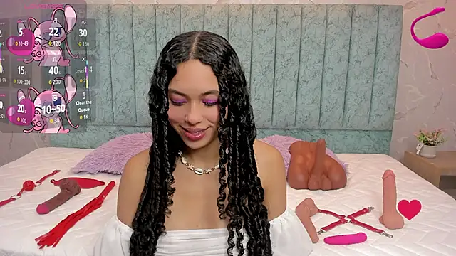 danix coruscans online show from 11/08/25, 12:52