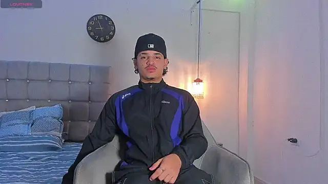 samxx muscle online show from 12/20/25, 01:58