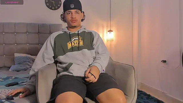 samxx muscle online show from 12/01/25, 01:56