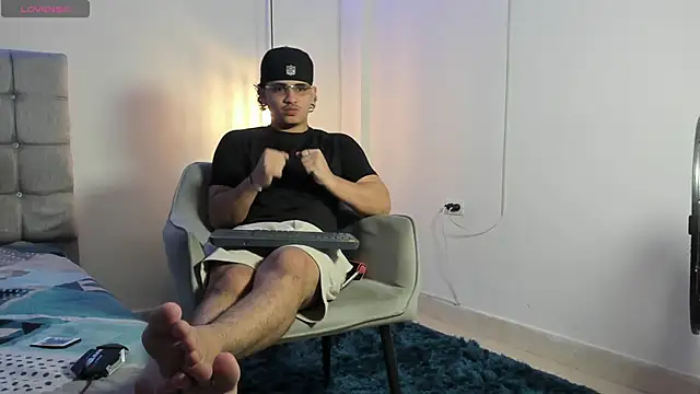 samxx muscle online show from 10/31/25, 03:08