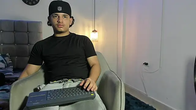 samxx muscle online show from 11/05/25, 01:47