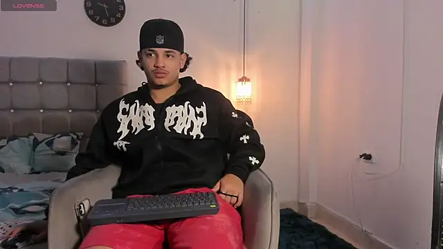 samxx muscle online show from 11/28/25, 02:06