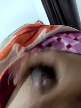 Snapshot of UAjit chatting on 09/23/25, 10:39 UAjit online show from 09/23/25, 10:39