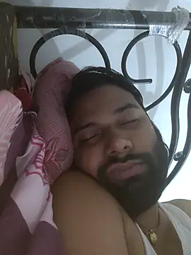 Snapshot of UAjit chatting on 09/09/25, 09:57 UAjit online show from 09/09/25, 09:57