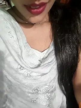 Eshwari Chopra online show from 01/11/26, 04:08