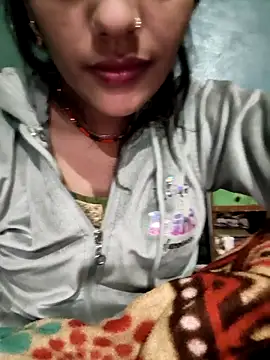 Eshwari Chopra online show from 12/23/25, 12:43