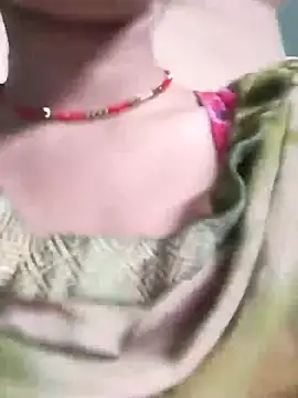 Eshwari Chopra online show from 10/22/25, 03:44