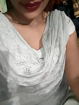 Eshwari Chopra online show from 01/14/26, 04:27