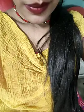 Eshwari Chopra online show from 02/25/26, 05:13