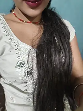 Eshwari Chopra online show from 05/26/26, 02:31