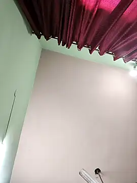 Snapshot of Eshwari_Chopra chatting on 09/18/25, 04:15 Eshwari Chopra online show from 09/18/25, 04:15