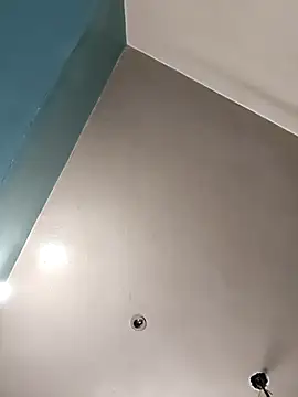 Eshwari Chopra online show from 12/15/25, 01:55