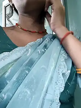 Eshwari Chopra online show from 11/08/25, 04:21