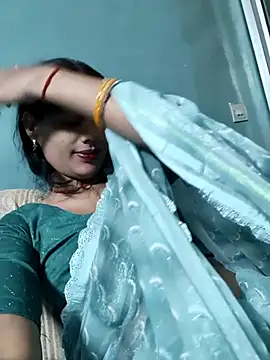 Eshwari Chopra online show from 11/12/25, 01:21